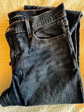 Old Navy Mid Rise Boyfriend Jeans